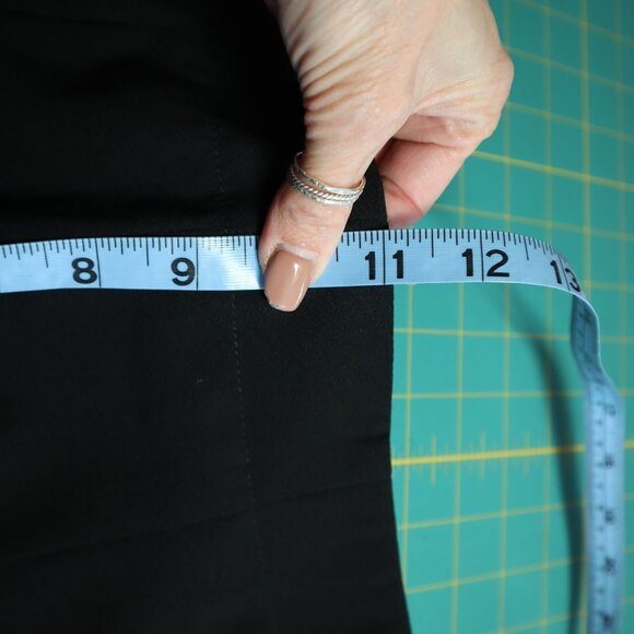 Festival Shorts Women‎ S Black Minimalist Preppy Feminine Edgy Brunch Beach Wear - Picture 11 of 12